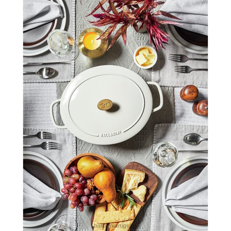 utensilios de cocina H4LLR52 bellamonte 4.75 qt, ovalada, cocotte, blanco marfil BALLARINI